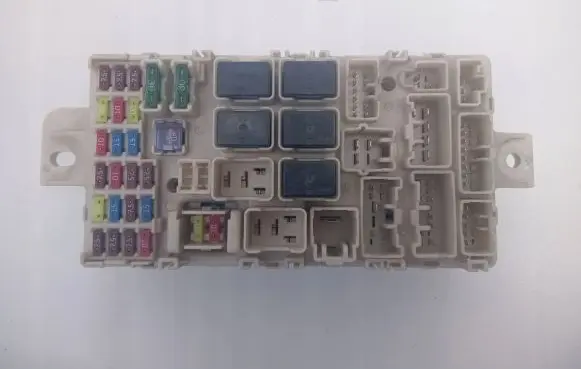 Mitsubishi Pajero Sport II Fuse box set 10002L10