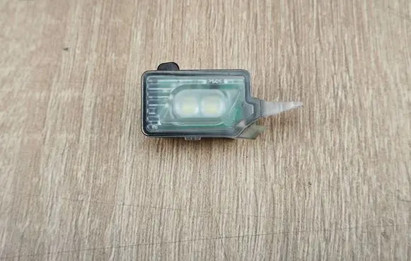 Audi A4 S4 B9 Front door handle light (exterior) 8W0947134
