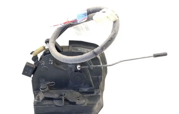 BMW X5 E53 Rear door lock 8402601