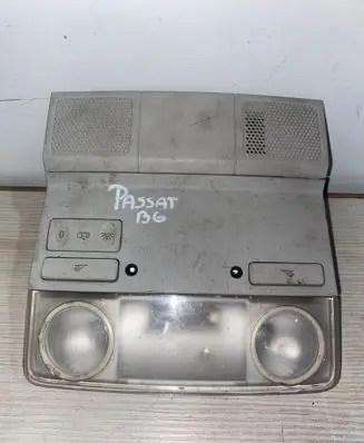 Volkswagen PASSAT B6 Front seat light 1K0947133J