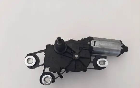 Seat Leon (1P) Rear window wiper motor 5P0955711C