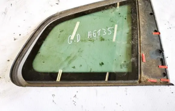 BMW X3 E83 Rear side window