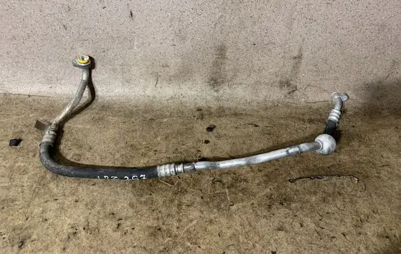 BMW X5 F15 Air conditioning (A/C) pipe/hose 6833625