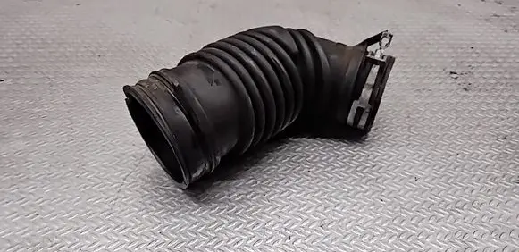 Toyota Avensis T270 Air intake duct part 178810R020