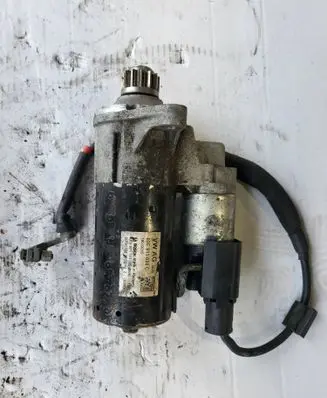 Audi Q3 8U Starter motor 02E911024C 18032015