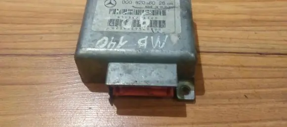 Mercedes-Benz C W202 Airbag control unit/module 0008208026 12198401