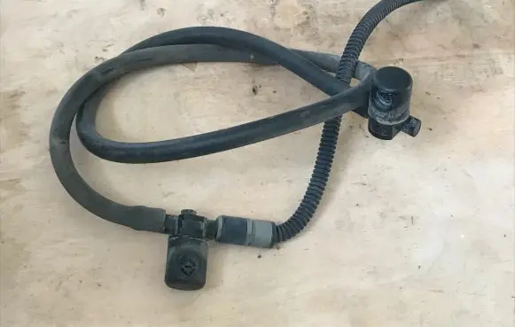 Opel Insignia A Windshield washer spray nozzle 401140137