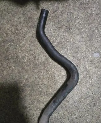 BMW 5 E39 Engine coolant pipe/hose 8367929
