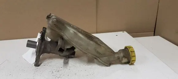Peugeot 207 Master brake cylinder 32067093