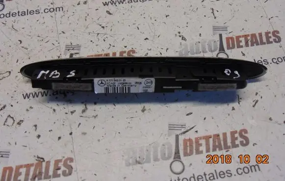 Mercedes-Benz S W221 Parking PDC sensor display screen A1715420123