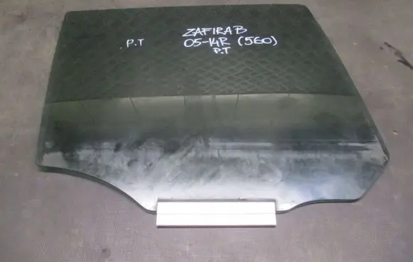 Opel Zafira B Sliding door window/glass 