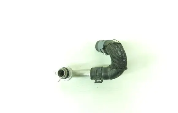 Volkswagen PASSAT B8 Engine coolant pipe/hose 04L121058Q