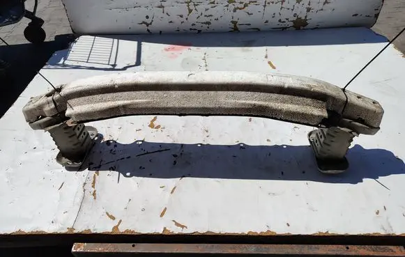 Toyota Yaris Front bumper support beam