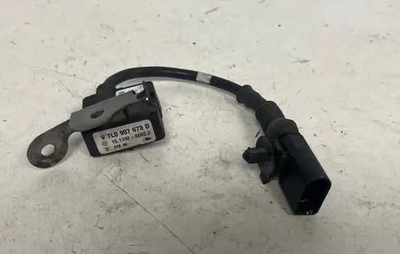 Audi Q7 4L Headlight/headlamp level sensor 7L0907673D