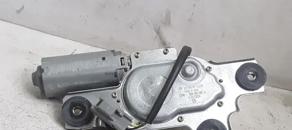 Ford Mondeo Mk III Rear wiper blade 1S71A17K441AB 0390201569