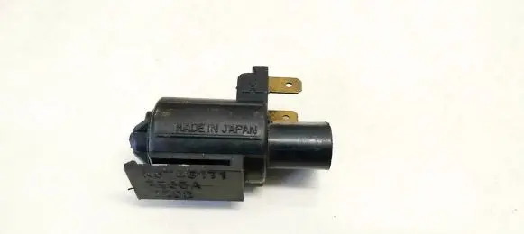 Mazda 121 Turbo solenoid valve K5T43171 FE65A