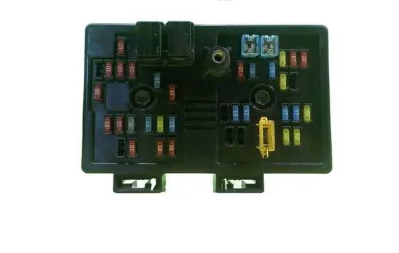 Chevrolet Captiva Fuse box set 9682108282 BEZPIECZNIKOW