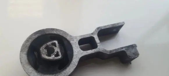 Fiat Punto (188) Engine mount bracket A236 USES