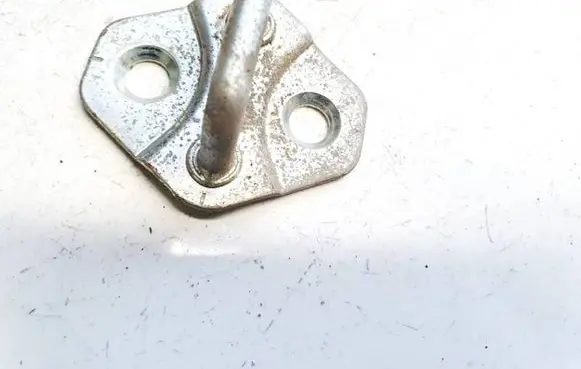 Honda CR-V Rear door lock loop/hook striker g212