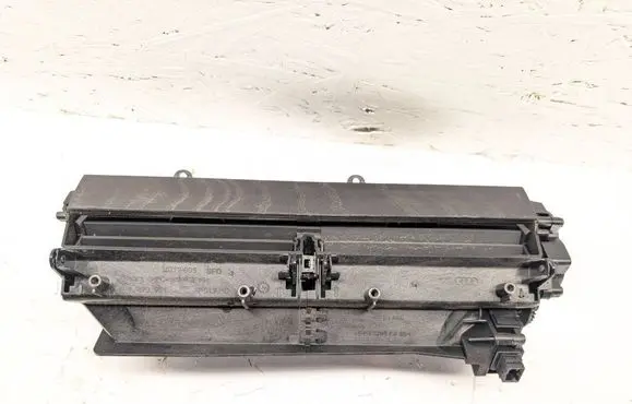 Audi A8 S8 D5 Dash center air vent grill 4N1820951