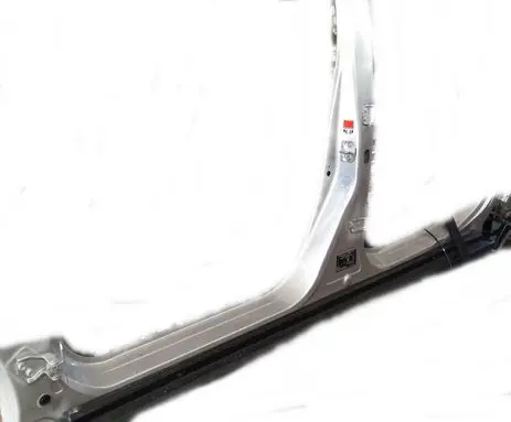 Suzuki SX4 S-Cross Other sill/pillar trim element 
