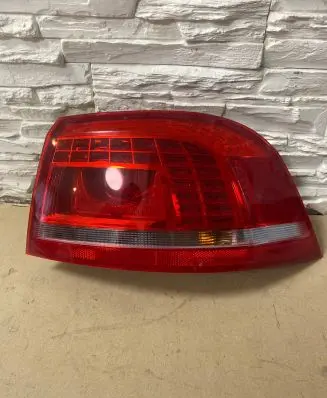 Volkswagen PASSAT B7 Rear/tail lights 179816