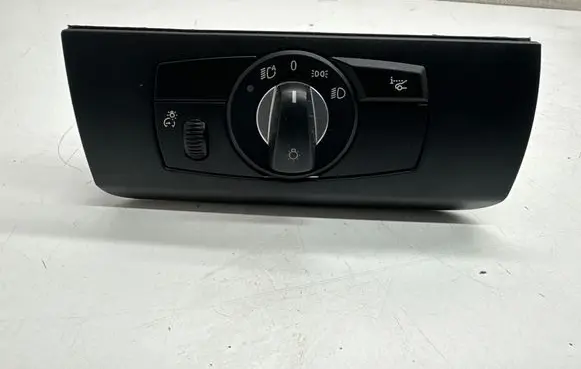 BMW X6 M Light switch 9135579