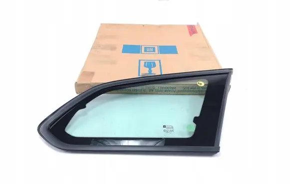 Opel Astra J Rear side window 13264958