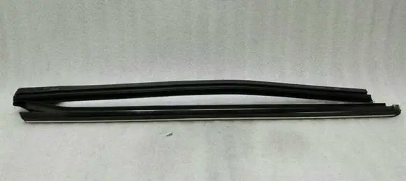 Mercedes-Benz CLK A209 C209 Rubber seal rear door window/glass A2096700322