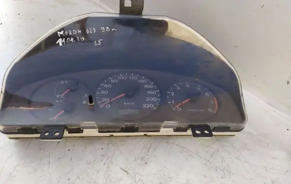 Mazda 323 Speedometer (instrument cluster)