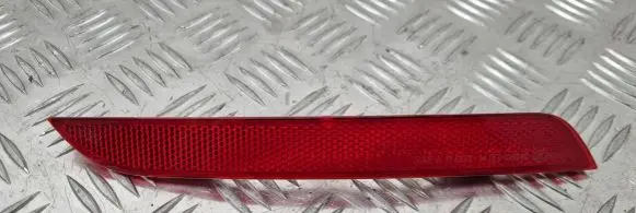 BMW 4 F32 F33 Rear tail light reflector 7301187