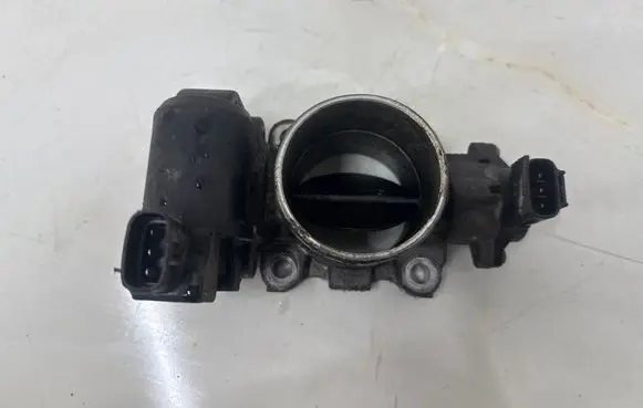 Toyota Avensis T250 Throttle valve 1923002010