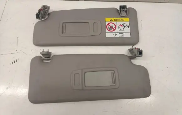 BMW 2 F46 Sun visor