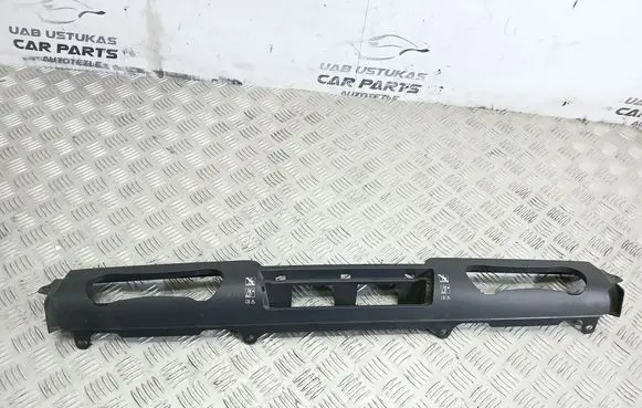 BMW 1 E82 E88 Other interior part 6962891