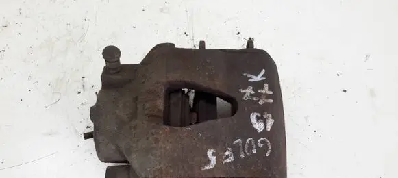 Front brake caliper
