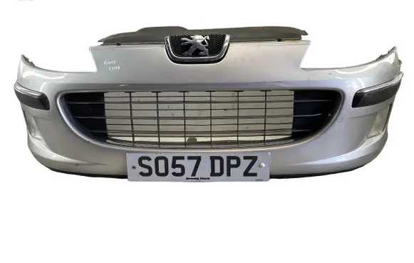Peugeot 407 Front bumper 9644644377 K5557