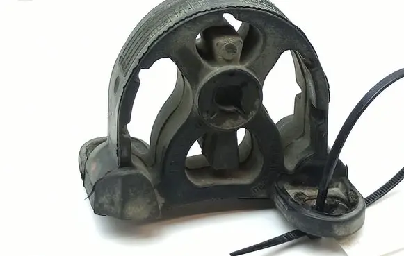 BMW Z4 E85 E86 Muffler mount bracket/holder 18207528410