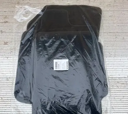 Volvo S90, V90 Car floor mat set 32216200