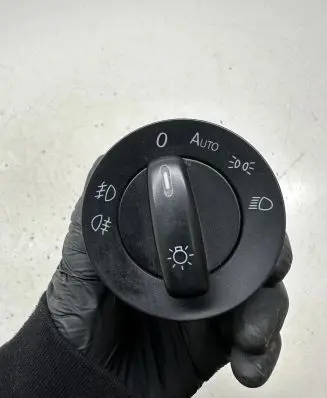 Volkswagen PASSAT B6 Light switch 1K0941431AS