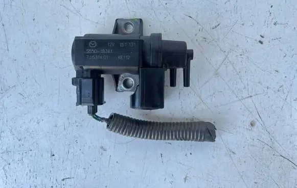Mazda 3 III Turbo solenoid valve S55018741 70531401