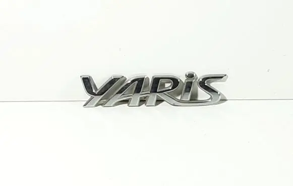Toyota Yaris Manufacturers badge/model letters 754420D050