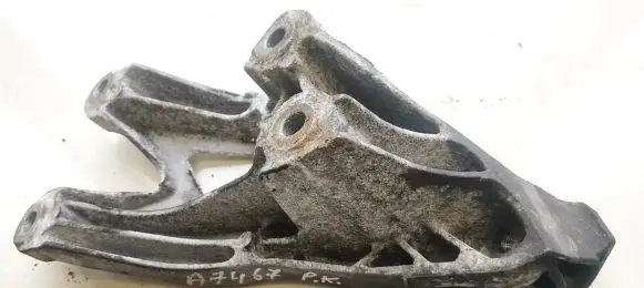 Audi A4 S4 B8 8K Engine mounting bracket 8K0199307AP