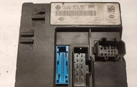 Audi A6 S6 C6 4F Comfort/convenience module 4F0907289F 4F0910289F
