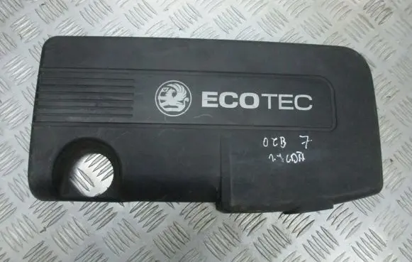 Opel Zafira B Engine cover (trim)