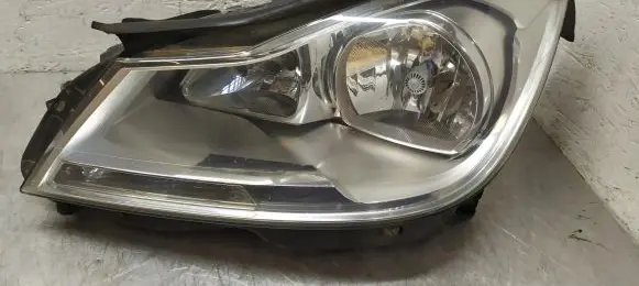 Mercedes-Benz C W204 Headlight/headlamp