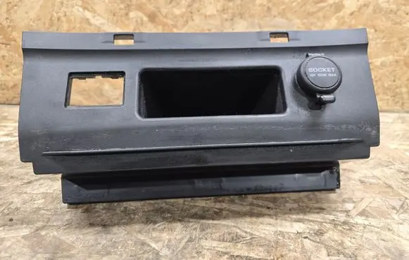 Infiniti QX80 Dashboard storage box/compartment 682466JA0A
