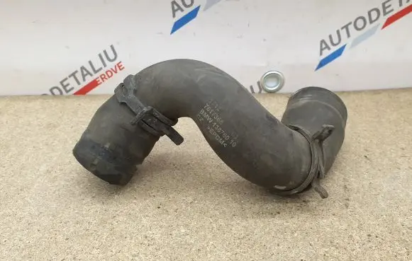 BMW 2 F46 Engine coolant pipe/hose 7617368 17127617368