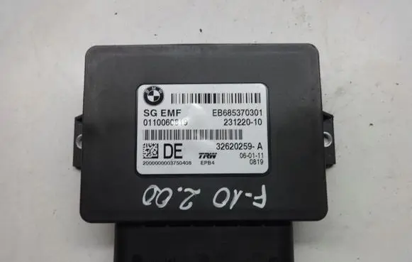 BMW 5 F10 F11 Hand brake control module 32620259