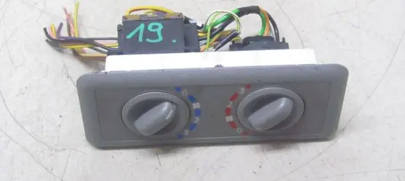 Renault Trafic III (X82) Climate control unit