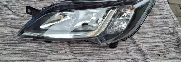 Mercedes-Benz Sprinter W906 Headlight/headlamp 10004
